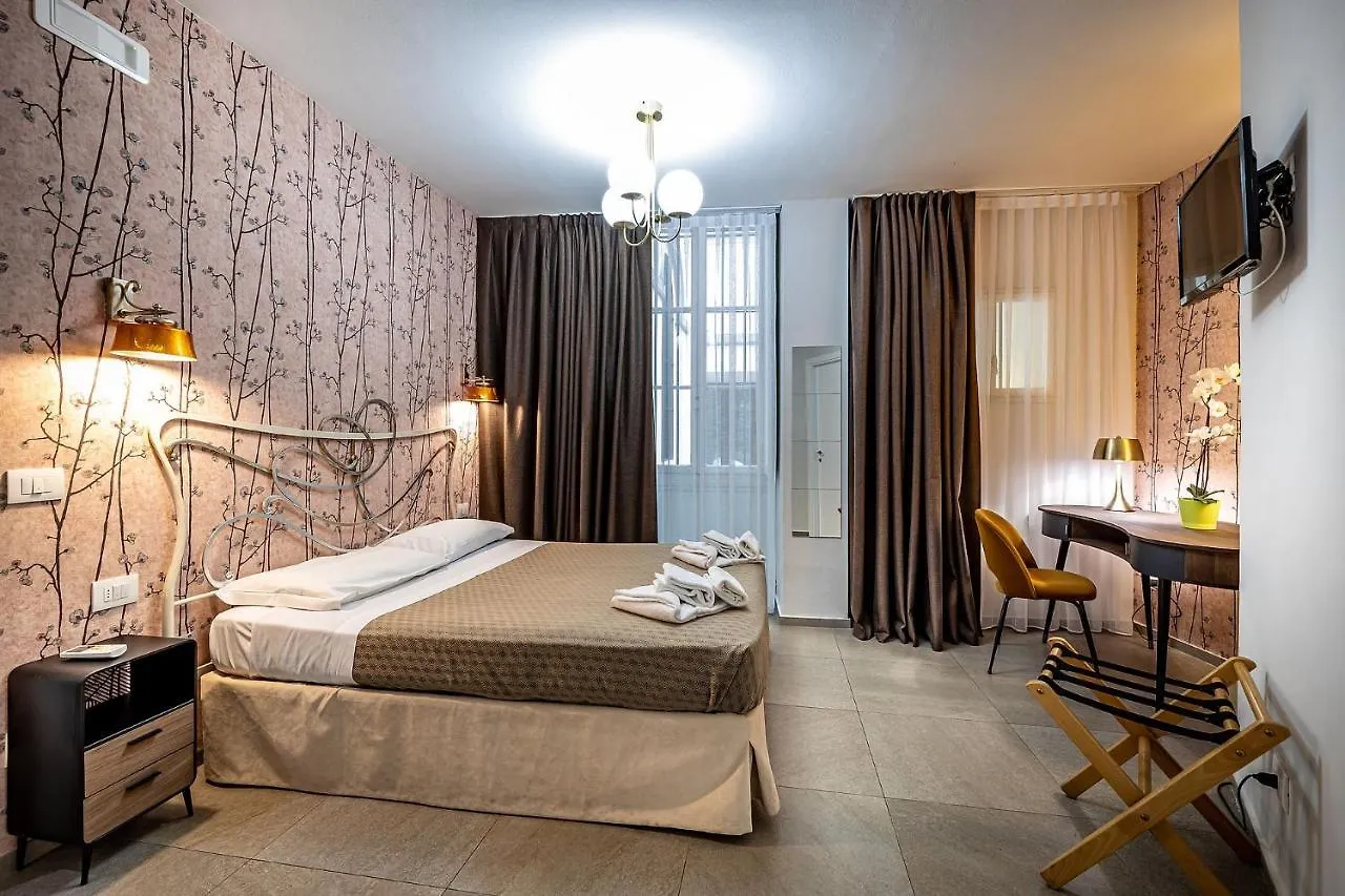 Nocleg ze śniadaniem Bed and Breakfast Residenza D'Epoca Al Numero 8 Florencja
